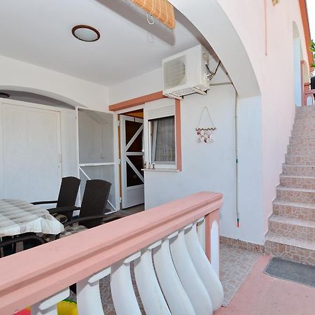 Apartments Sandra Vir Ngoại thất bức ảnh
