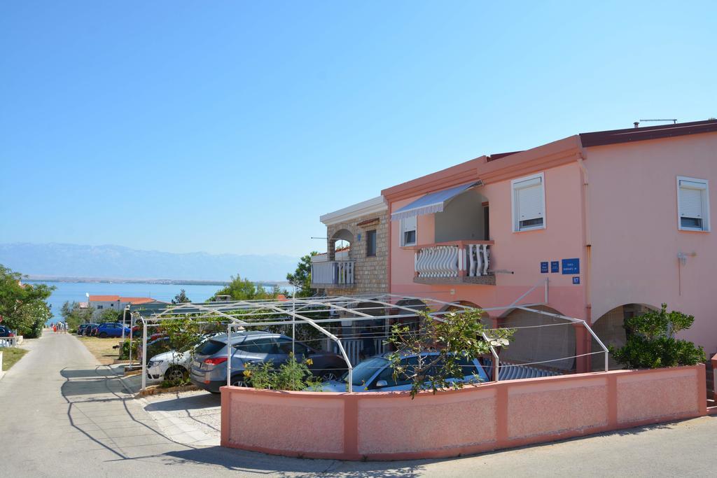 Apartments Sandra Vir Ngoại thất bức ảnh