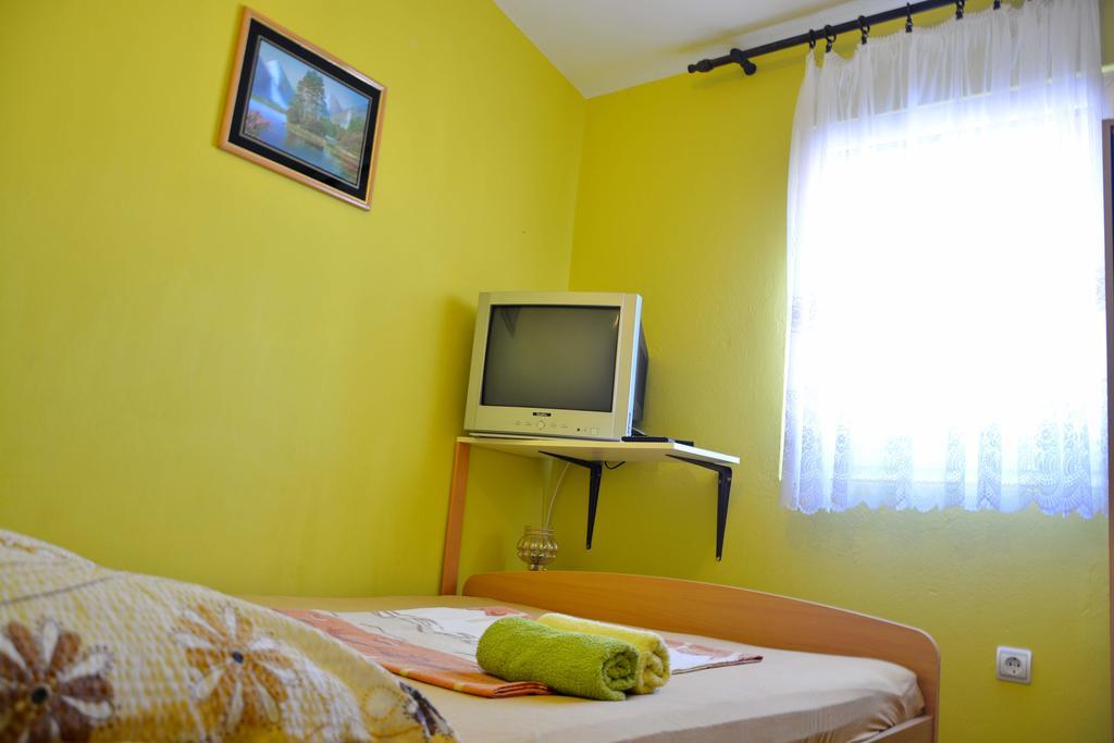 Apartments Sandra Vir Ngoại thất bức ảnh