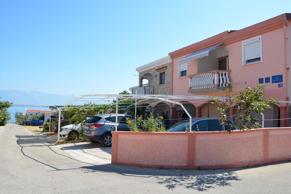Apartments Sandra Vir Ngoại thất bức ảnh