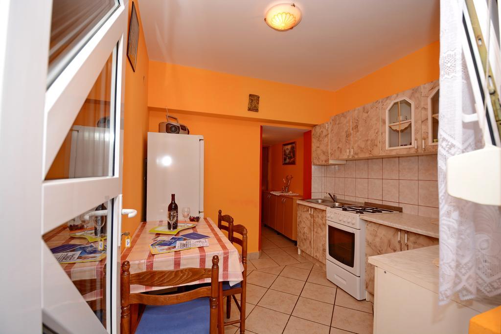 Apartments Sandra Vir Ngoại thất bức ảnh