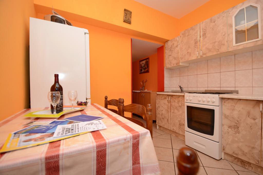Apartments Sandra Vir Ngoại thất bức ảnh