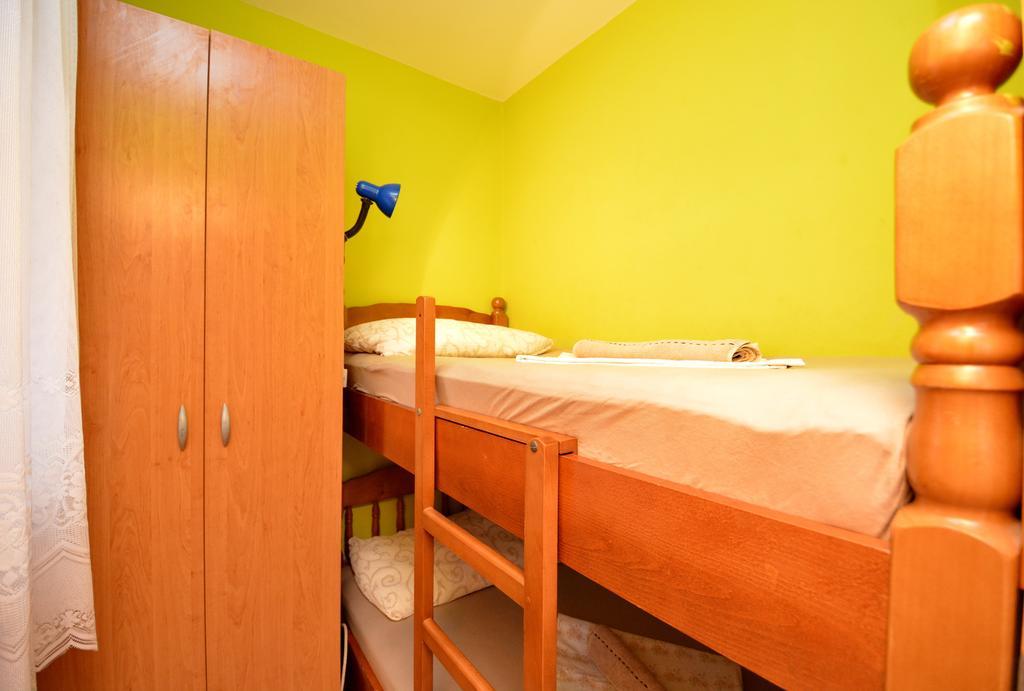 Apartments Sandra Vir Ngoại thất bức ảnh